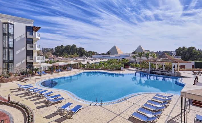 Cairo Pyramids Hotel