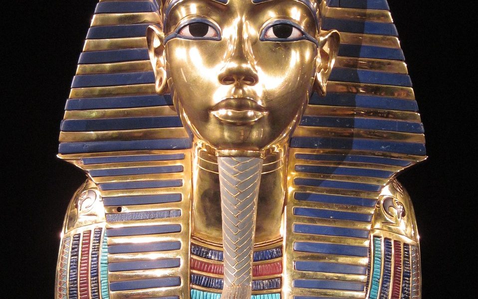 king Tutankhamun